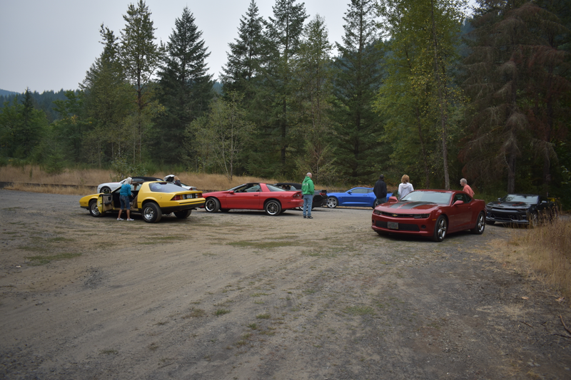Illustration for article titled Columbia River Camaro Club Fall Colors Run 2017